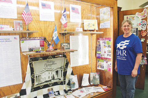 Daughter of the American Revolution presents in Chariton